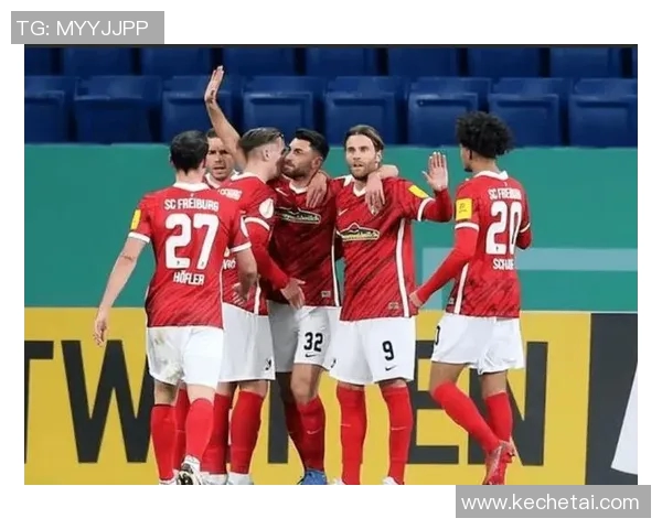 西悉流浪与悉尼FC的激烈对决揭示澳超联赛的竞争魅力与球队实力较量