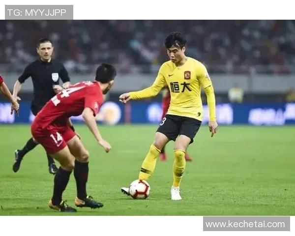 恒大淘宝与上港的巅峰对决谁能在中超赛场上书写新的传奇