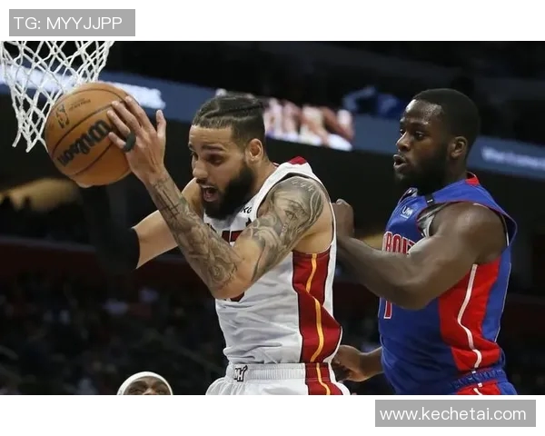 2013年热火与活塞精彩对决全场录像回放及精彩瞬间分析