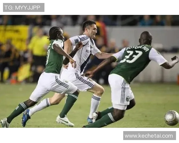 波兰特伐木工与西雅图的激烈对决揭示了球队实力的较量与未来的希望