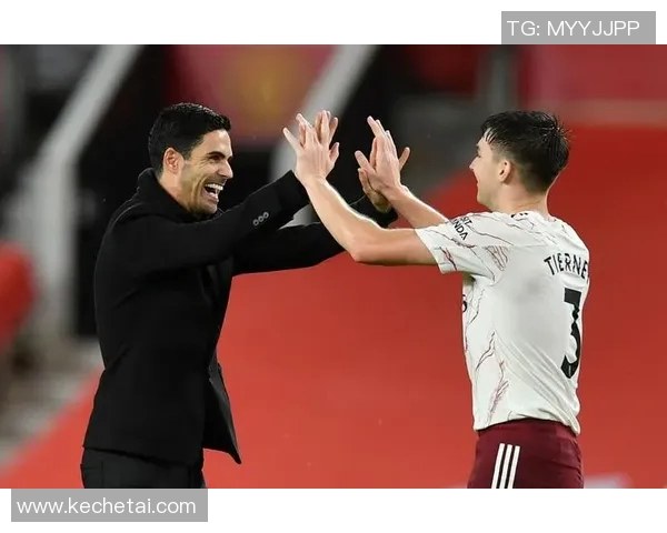 特拉维与阿尔特的精彩对决揭示足球战术与团队合作的魅力