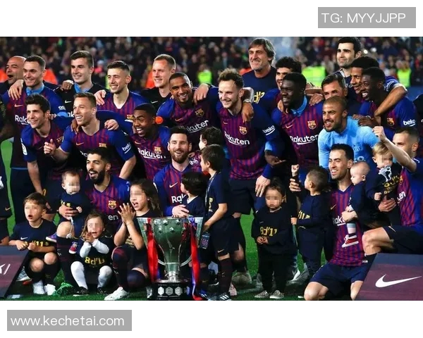 利物浦与巴萨初盘分析及双方近期状态对比 利物浦与巴萨初盘分析及双方近期状态对比