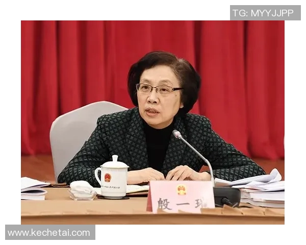 上海羽毛球队的整体压制革新与未来发展战略探讨